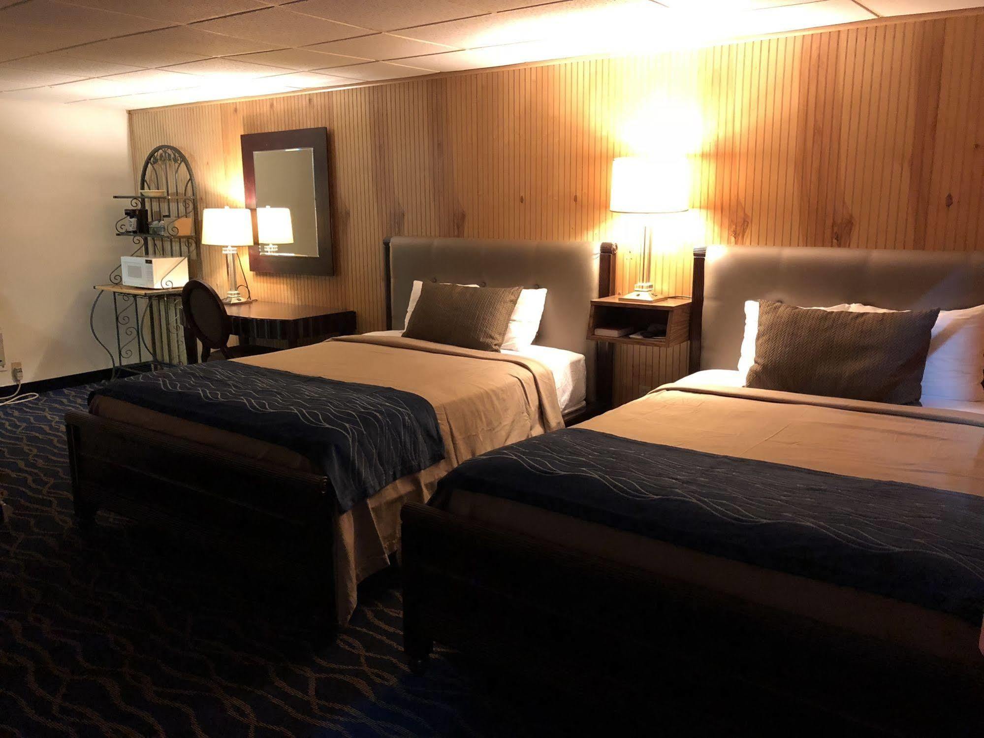 Rodeway Inn Harlan ภายนอก รูปภาพ