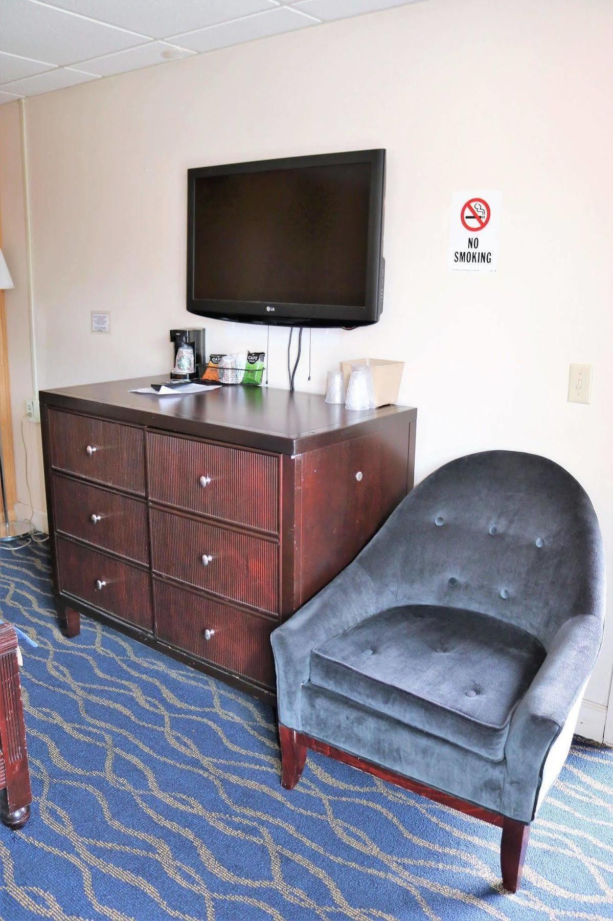 Rodeway Inn Harlan ภายนอก รูปภาพ