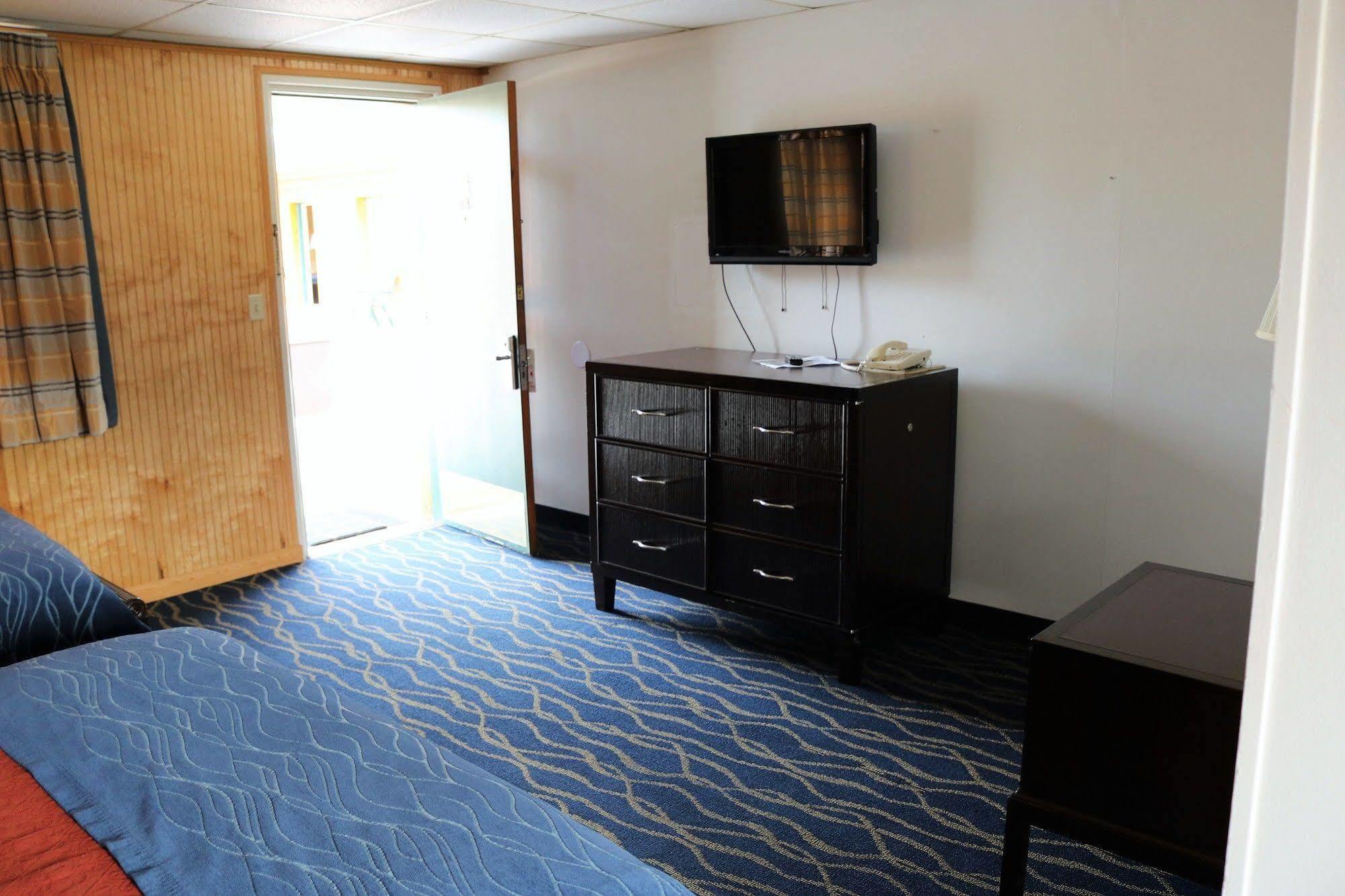Rodeway Inn Harlan ภายนอก รูปภาพ