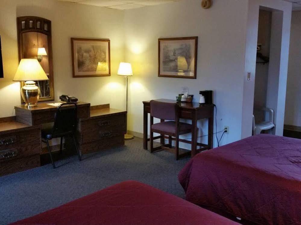 Rodeway Inn Harlan ภายนอก รูปภาพ